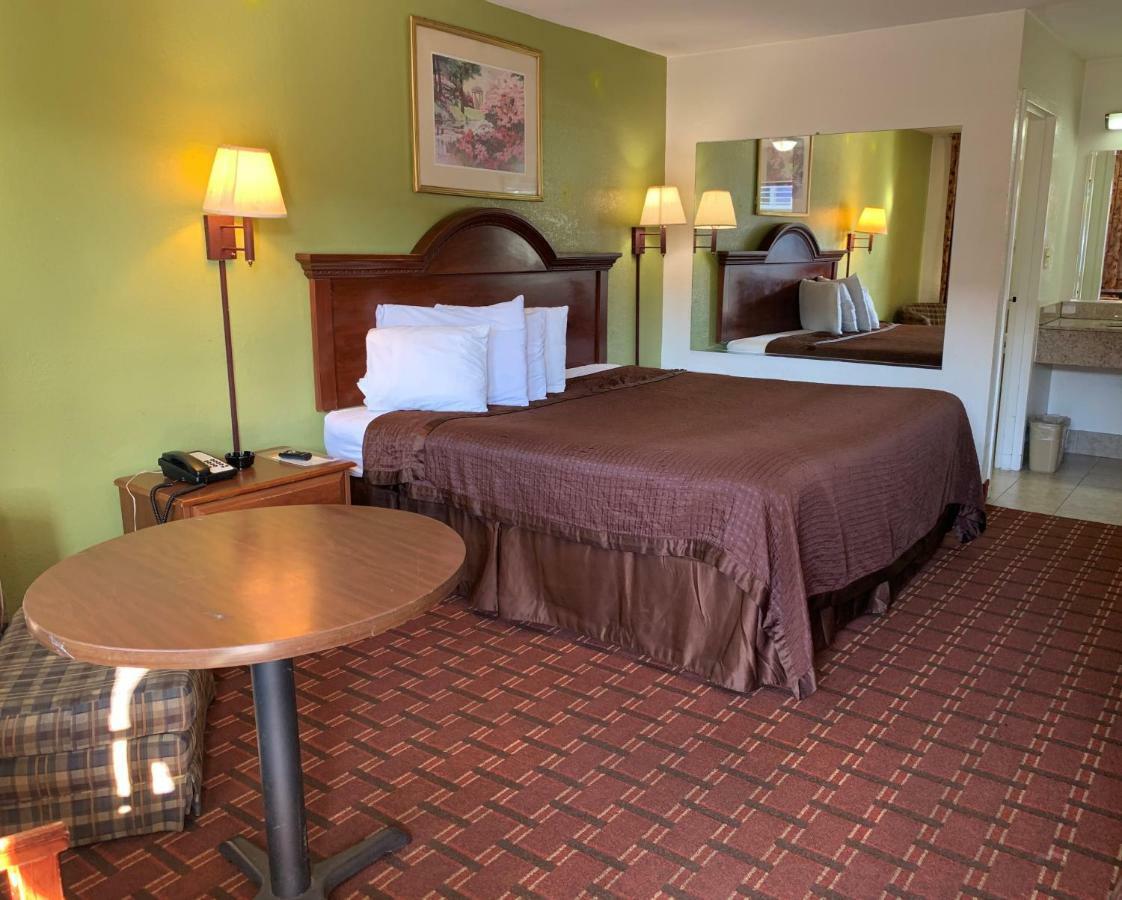 Royal Regency Inn Rock Hill Kültér fotó