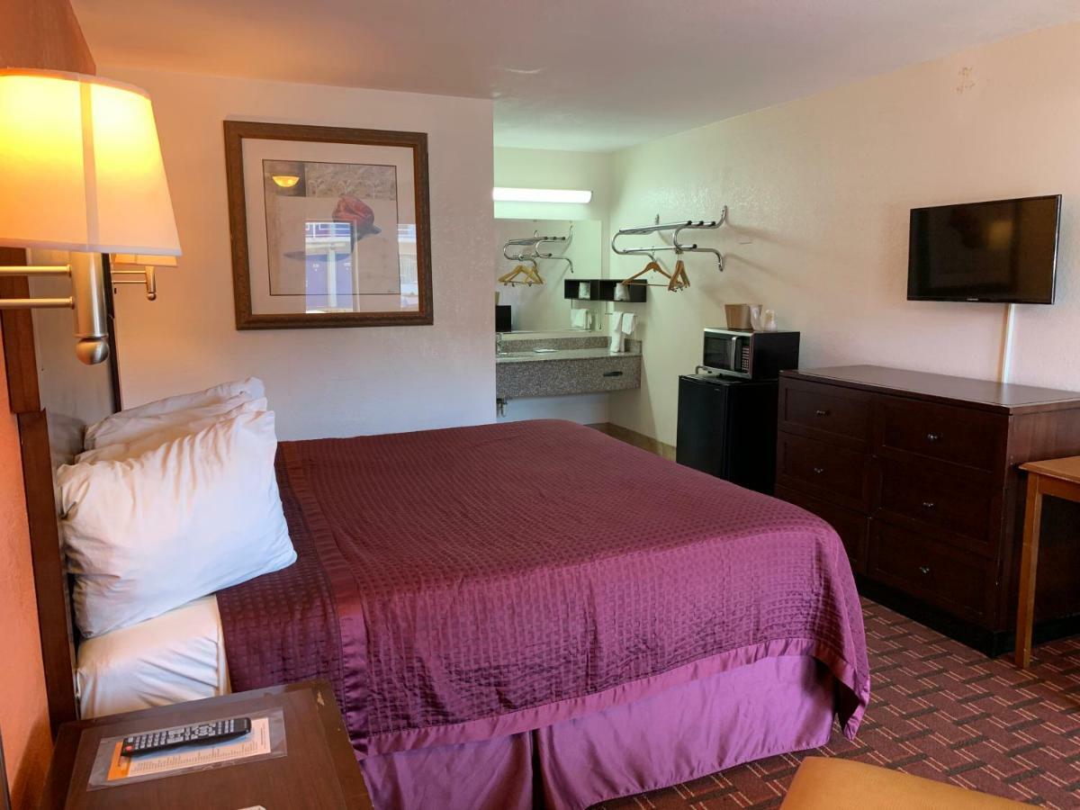 Royal Regency Inn Rock Hill Kültér fotó